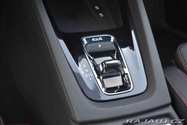 Škoda Octavia RS 2.0TDI 4x4*TAŽNÉ*ZÁRUK 2022