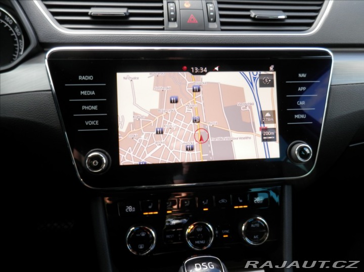 Škoda Superb 2,0 TDI 140kW Style kombi 2017