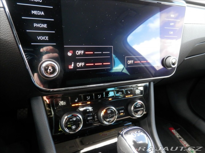 Škoda Superb 2,0 TDI 140kW Style kombi 2017