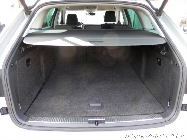 Škoda Superb 2,0 TDI 140kW Style kombi 2017