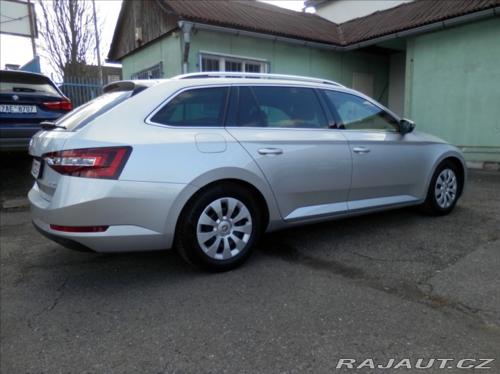 Škoda Superb 2,0 TDI 140kW Style kombi 2017