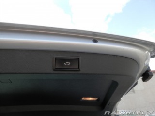 Škoda Superb 2,0 TDI 140kW Style kombi 2017
