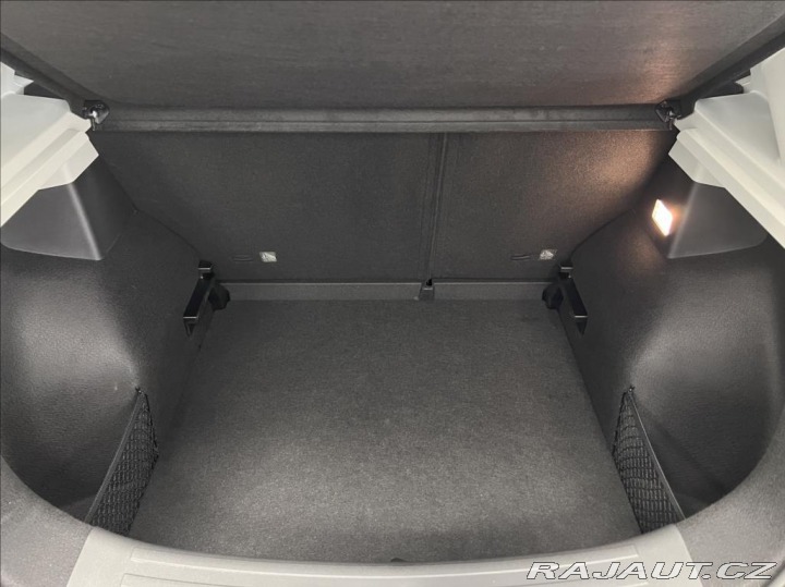 MG ZS 1.5 MT5 Essential Plus 2024