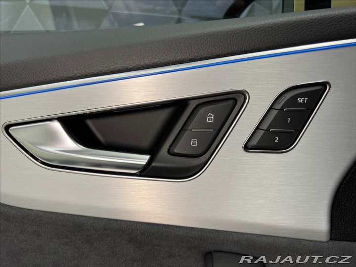 Audi Q8 50TDI QUATTRO S-LINE, HEA 2024