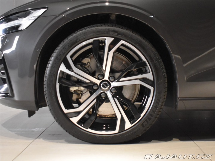 Volvo S60 2,0 B5 AWD ULT Panorama,h 2023