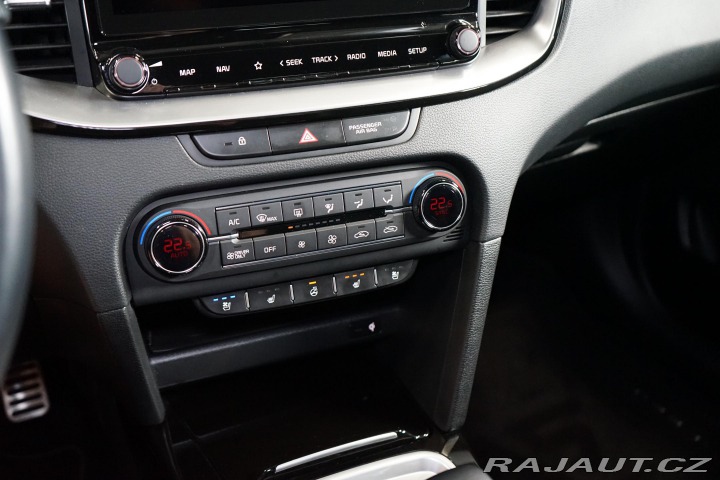 Kia XCeed 1.6 GDi 6AT Hybrid Pano Z 2021