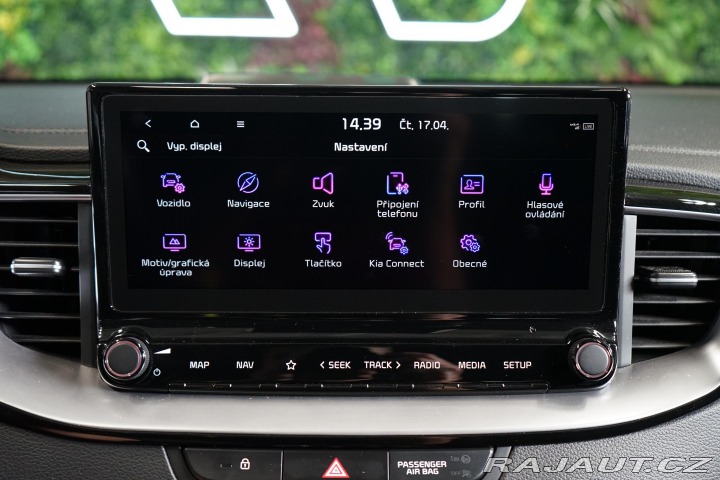 Kia XCeed 1.6 GDi 6AT Hybrid Pano Z 2021
