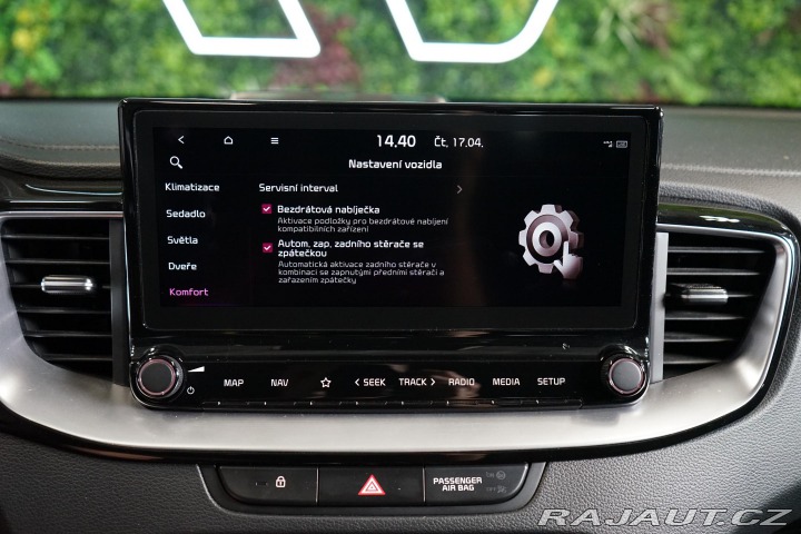 Kia XCeed 1.6 GDi 6AT Hybrid Pano Z 2021