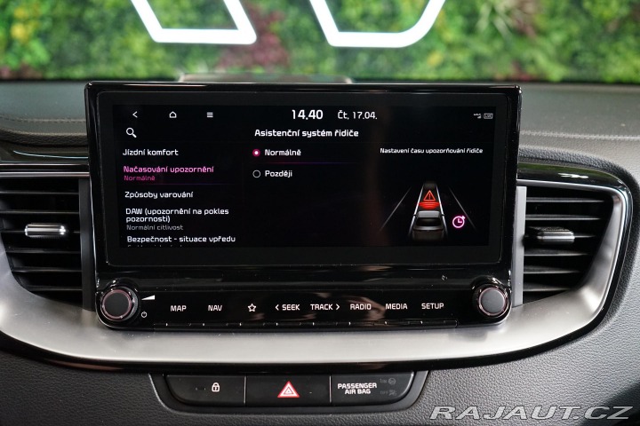 Kia XCeed 1.6 GDi 6AT Hybrid Pano Z 2021