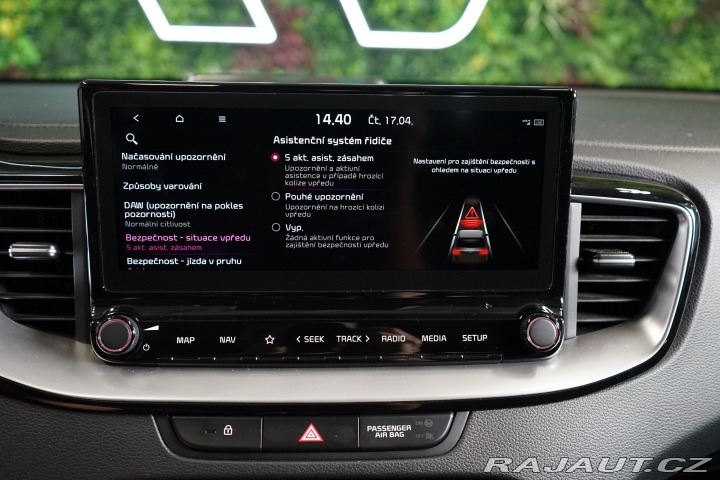 Kia XCeed 1.6 GDi 6AT Hybrid Pano Z 2021