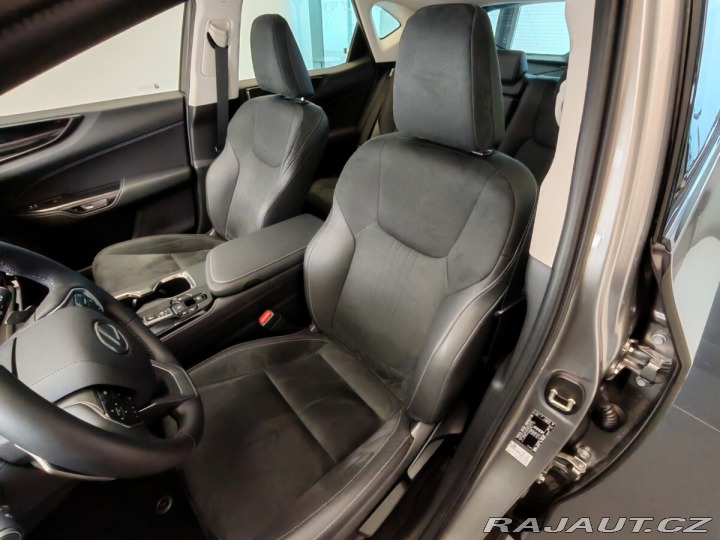 Lexus Ostatní modely NX 350h 350h 2.5 4×4 E-FOUR Comfo 2024