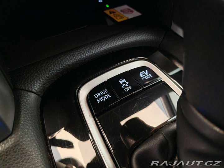 Toyota Corolla Cross 1.8 Hybrid Comfort Busine 2024