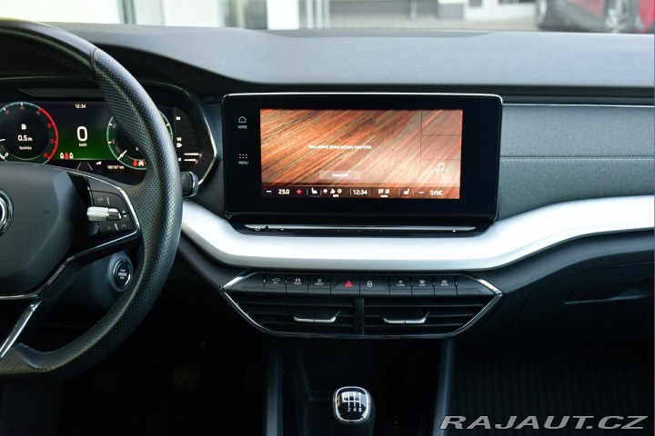 Škoda Octavia 2.0TDi STYLE MATRIX 1M ČR 2021