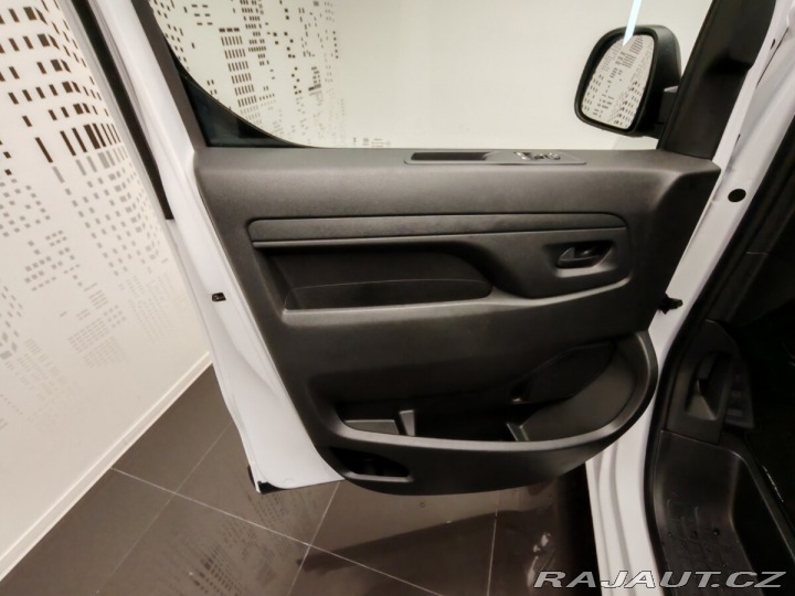 Toyota ProAce Verso 2,0D L2 6MT Combi 9S 2024