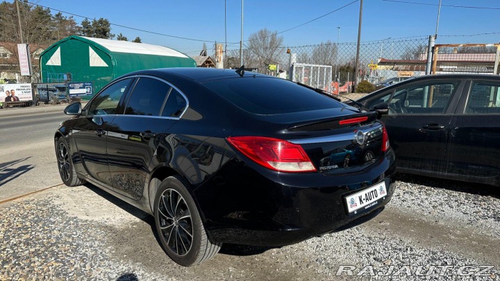 Opel Insignia 1.8i 103kW *ALU*NAVI*PDC* 2009