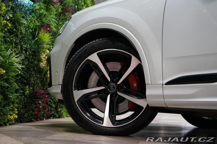 Audi SQ7 TDI Laser Nez.Top 7-Míst 2020