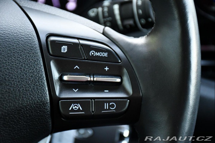 Hyundai i30 1.6CRDi 85kW FRESH ZÁRUK 2021