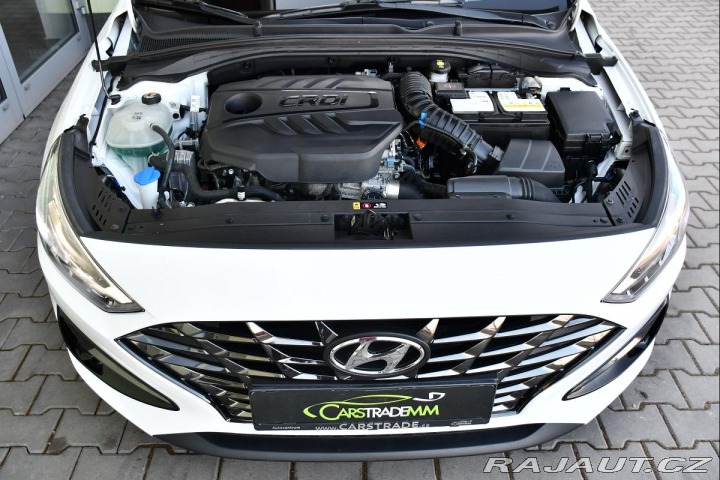Hyundai i30 1.6CRDi 85kW FRESH ZÁRUK 2021