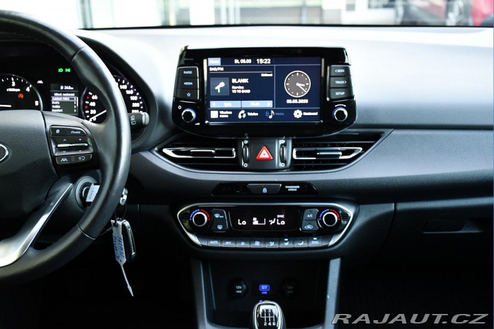 Hyundai i30 1.6CRDi 85kW FRESH ZÁRUK 2021