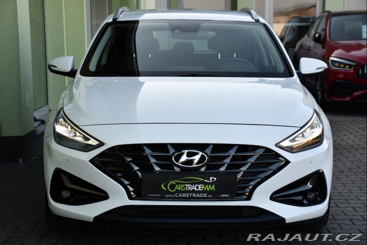 Hyundai i30 1.6CRDi 85kW FRESH ZÁRUK 2021