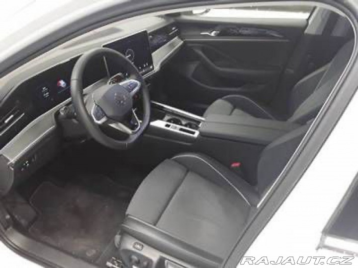 Volkswagen Passat 2.0TDI DSG Business 2024