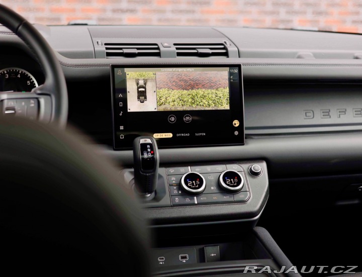 Land Rover Defender P400e X-Dynamic HSE *Pan 2023