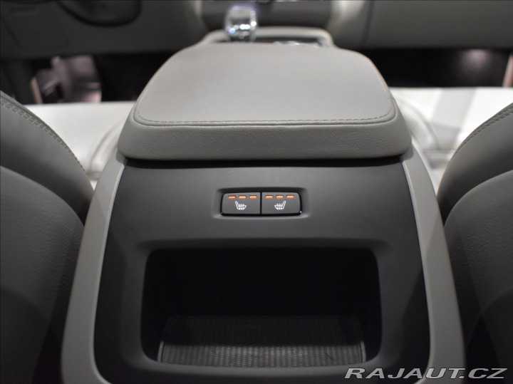 Volvo XC90 2,0 B6 AWD Plus vzduch,pa 2022