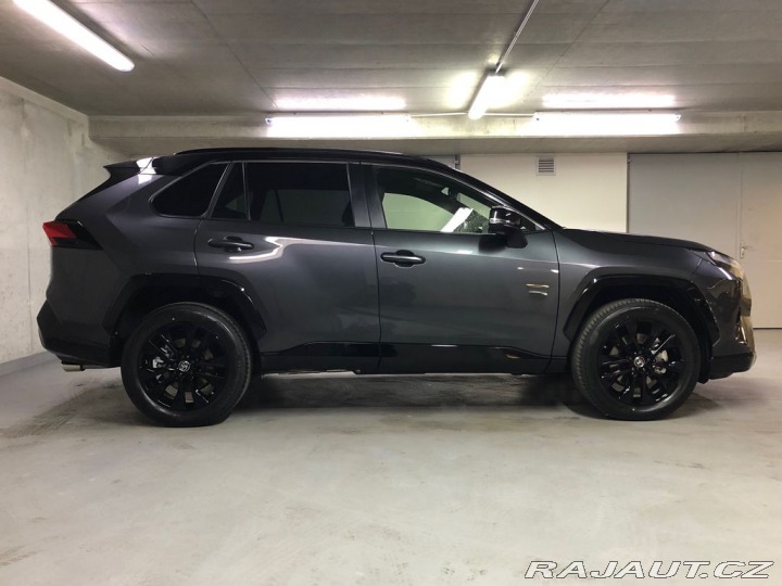 Toyota RAV4 SELECTION 2.5 Hybrid 4x4 2025