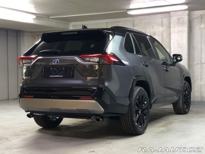Toyota RAV4 SELECTION 2.5 Hybrid 4x4 2025
