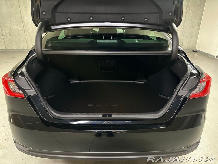 Toyota Camry Executive 2.5 Hybrid 2026