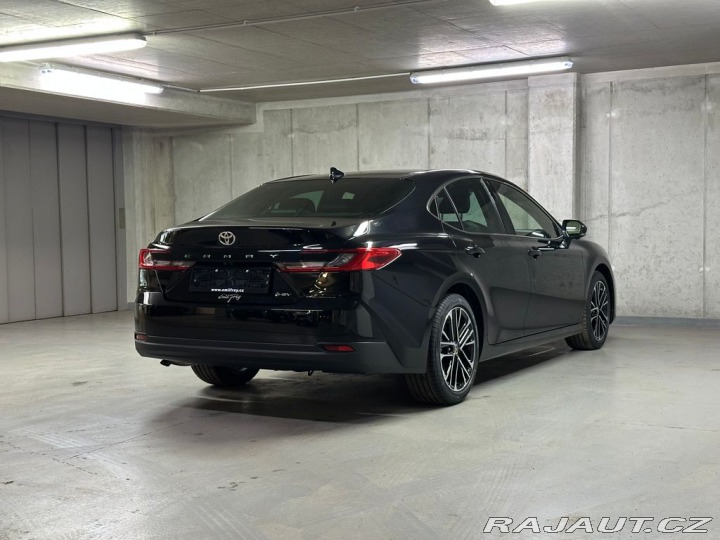 Toyota Camry Executive 2.5 Hybrid 2026