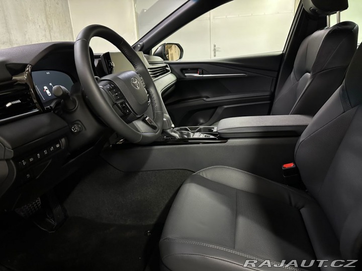 Toyota Camry Executive 2.5 Hybrid 2026