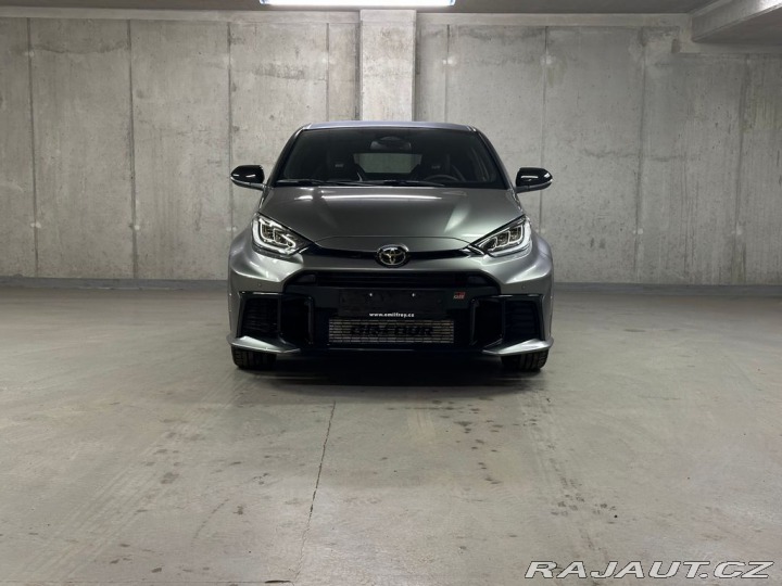 Toyota Yaris GR Dynamic + VIP 1.6 Turb 2024