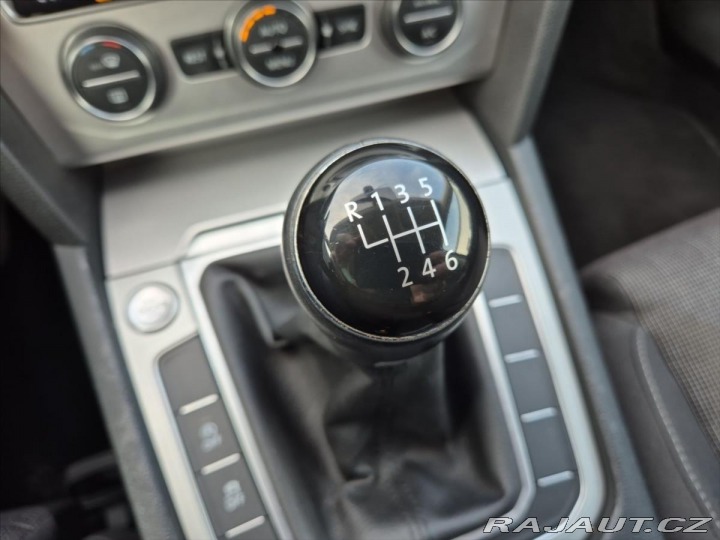 Volkswagen Passat 1,8 TSI Comfortline Varia 2016