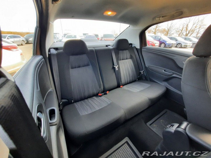 Peugeot 301 ALLURE 1.2 PT 82k M5 1.MA 2016