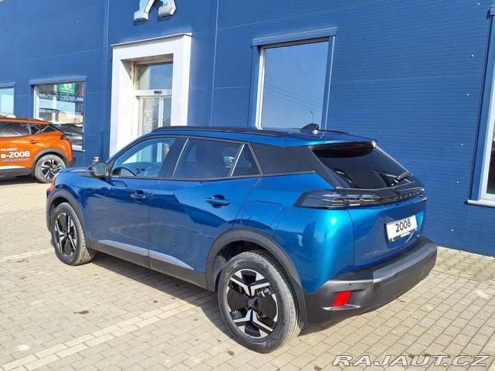 Peugeot 2008 ALLURE PureTech 100 MAN6 2025