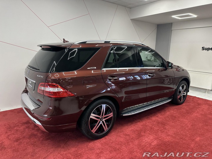 Mercedes-Benz M ML350*360*H/K*PANO*TAŽNÉ* 2013