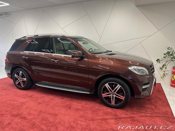 Mercedes-Benz M ML350*360*H/K*PANO*TAŽNÉ* 2013