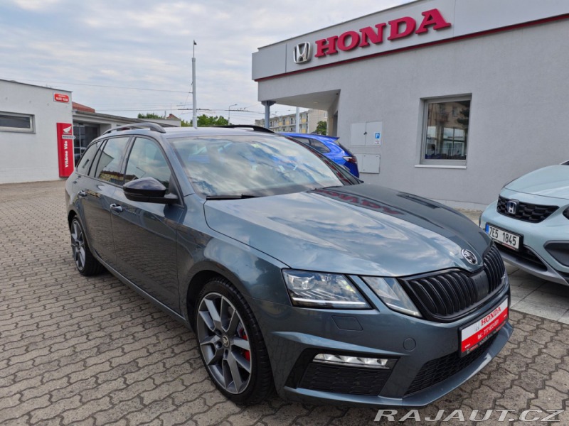 Škoda Octavia RS 2.0 TDi DSG ACC LED 13