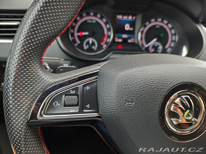 Škoda Octavia RS 2.0 TDi DSG ACC LED 13 2018