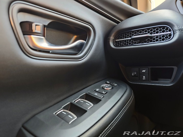 Honda ZR-V 2.0e:HEV 135kW Sport WHIT 2025