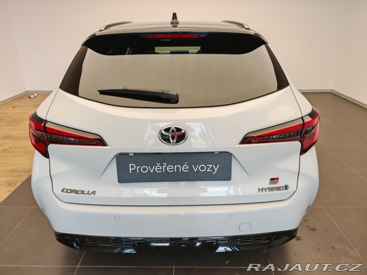 Toyota Corolla 1.8 Hybrid e-CVT GR Sport 2024