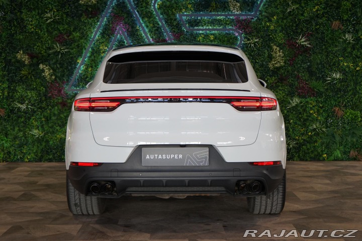Porsche Cayenne Coupé Chrono Panorama Car 2022