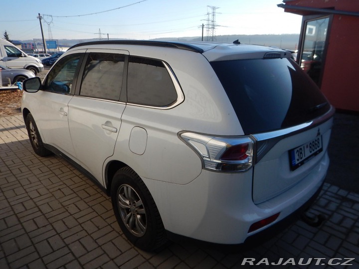 Mitsubishi Outlander 2.2D 110 kw 2013