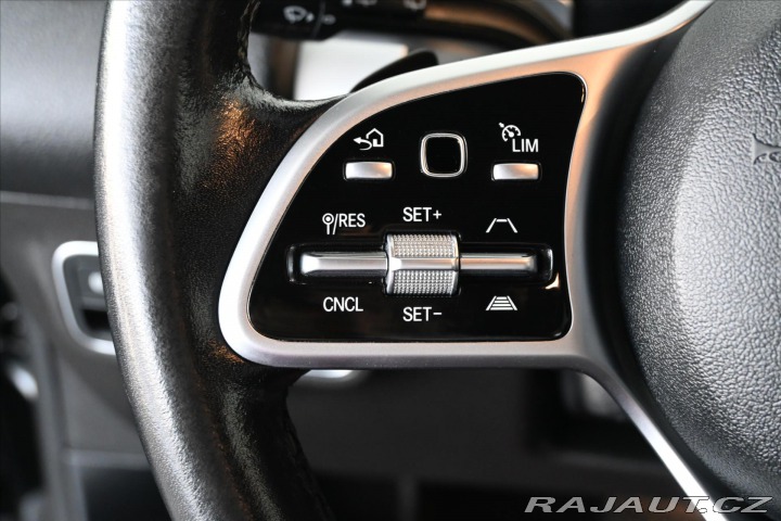 Mercedes-Benz GLB 2,0 220d 140kW*4Matic*Key 2021