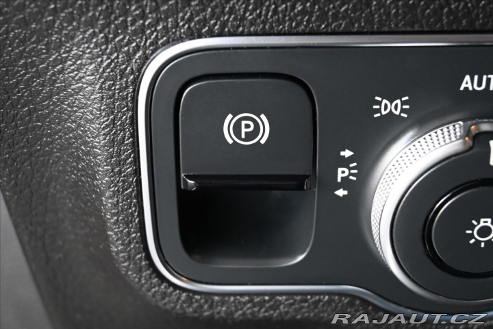 Mercedes-Benz GLB 2,0 220d 140kW*4Matic*Key 2021