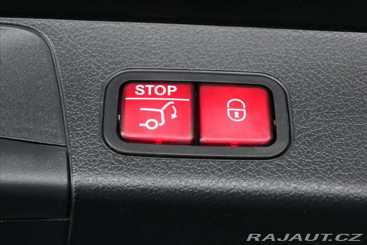 Mercedes-Benz GLB 2,0 220d 140kW*4Matic*Key 2021