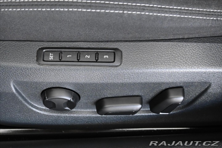 Škoda Superb 2,0 TDI 110kW DSG Busines 2021