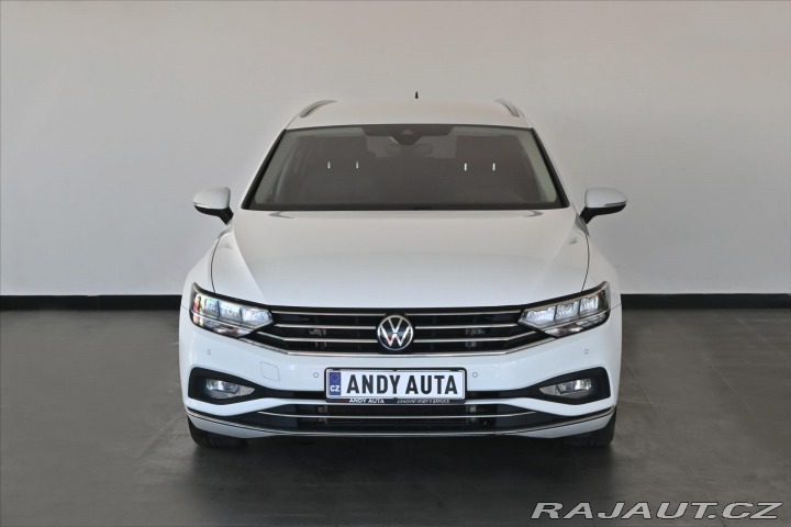 Volkswagen Passat 2,0 TDi 110 kW DSG *ELEGA 2020