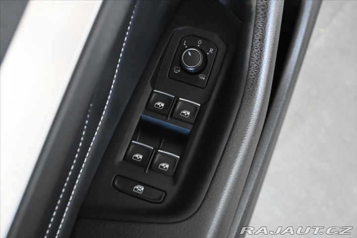 Volkswagen Passat 2,0 TDi 110 kW DSG *ELEGA 2020